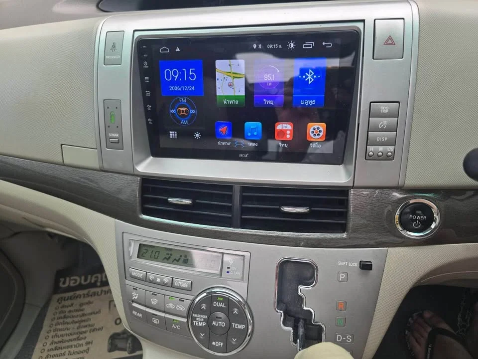 2007 Toyota Estima III 2