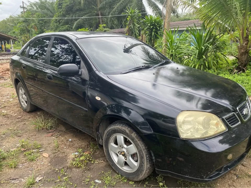 2004 Chevrolet Optra 2