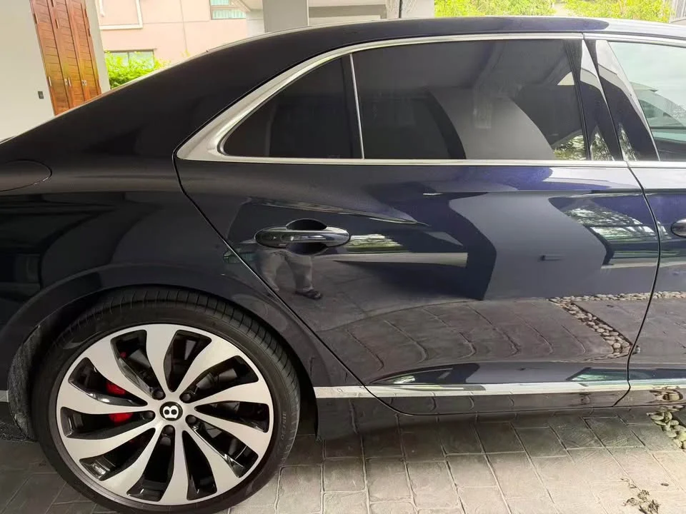 2022 Bentley Flying Spur III 2