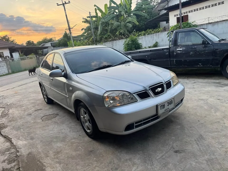 2013 Chevrolet Optra 3