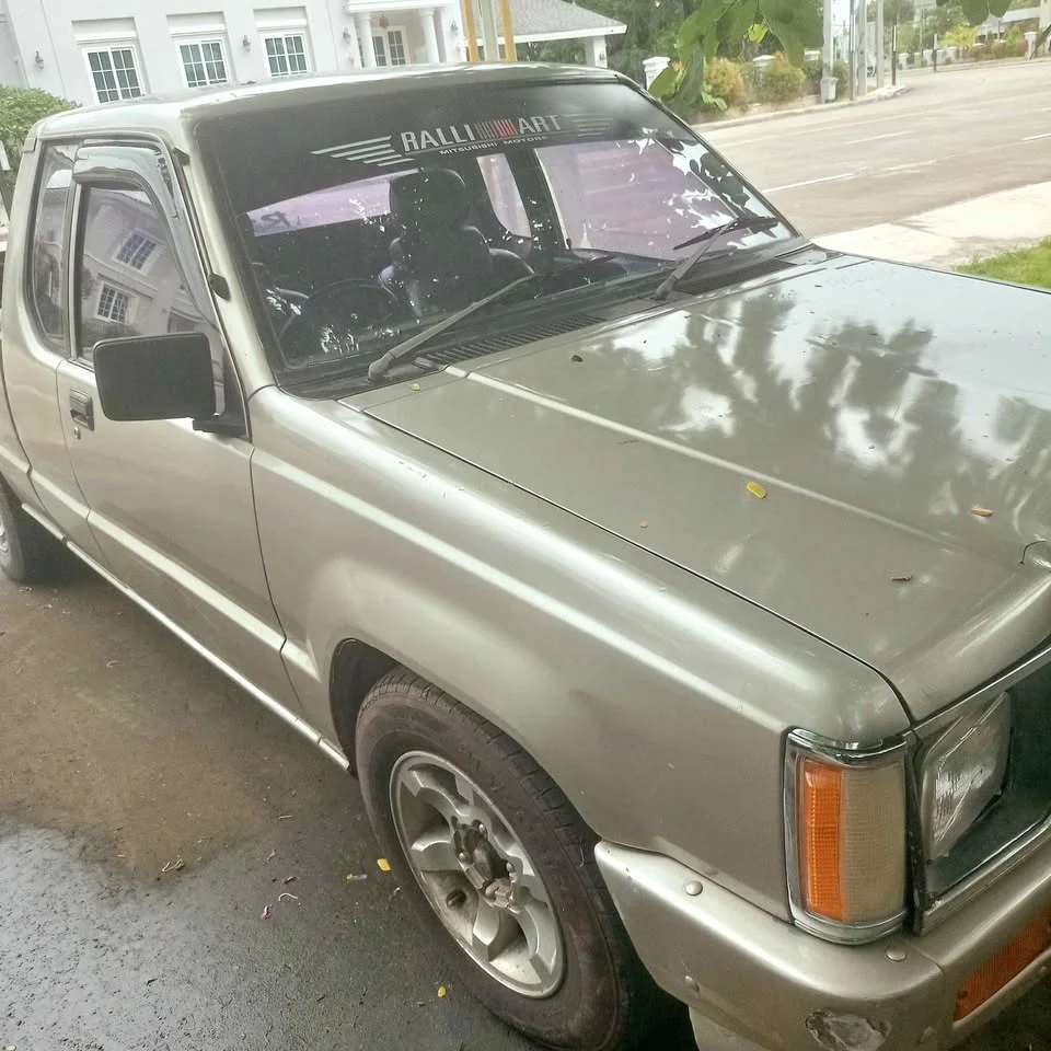 1995 Mitsubishi Triton II 3