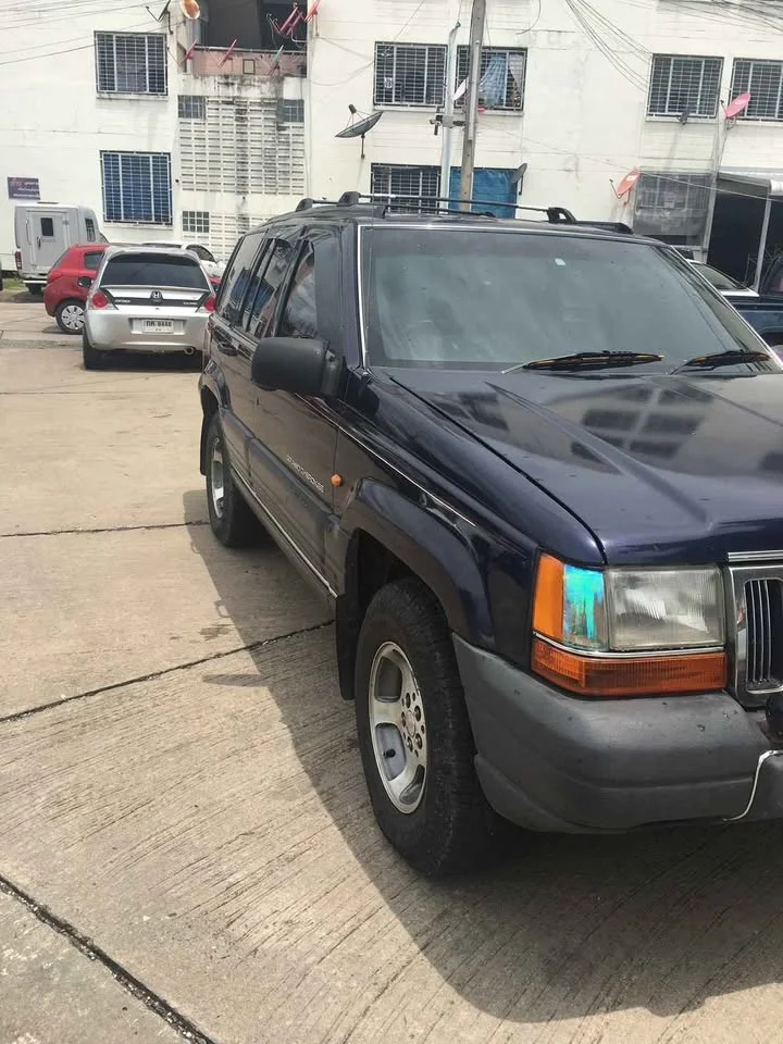 1997 Jeep Grand Cherokee ZJ 3