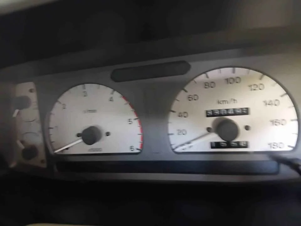 2002 Isuzu Faster Dragon Eyes III 3