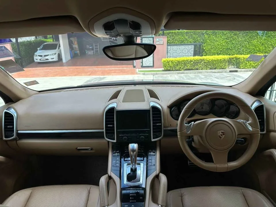 2011 Porsche Cayenne II 3