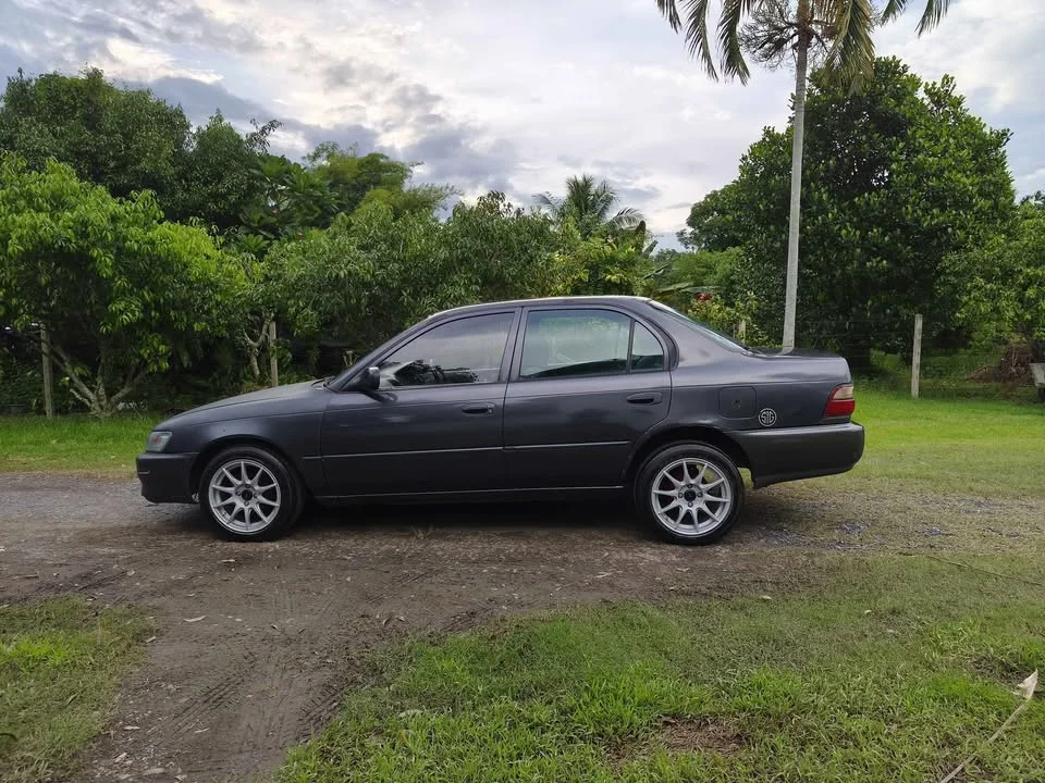 1995 Toyota Corolla Altis VII (E100) 3