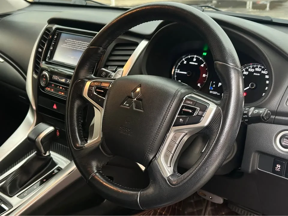 2017 Mitsubishi Pajero Sport III 3