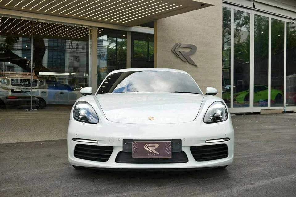 2017 Porsche 718 Boxster and Cayman IV 3