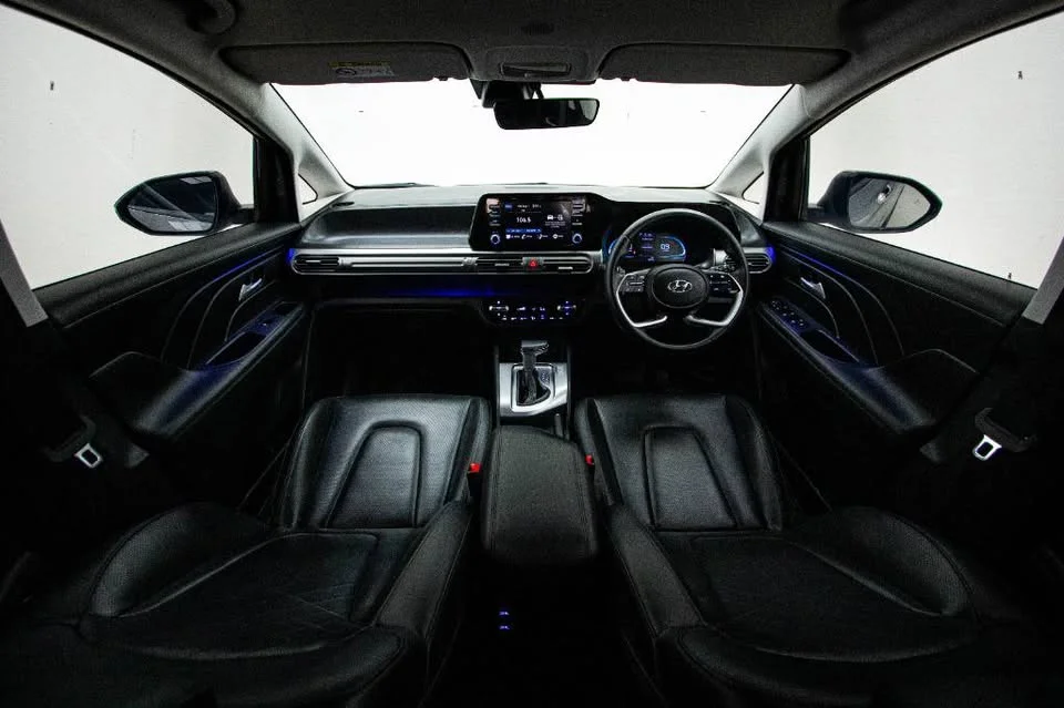 2023 Hyundai Stargazer KS 2