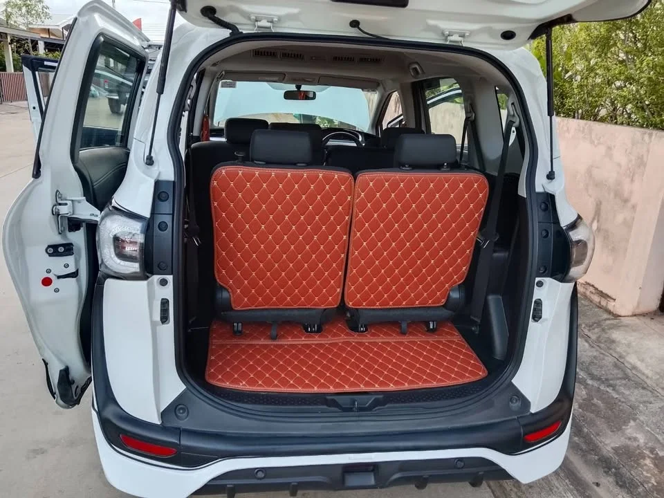 2018 Toyota Sienta II 3