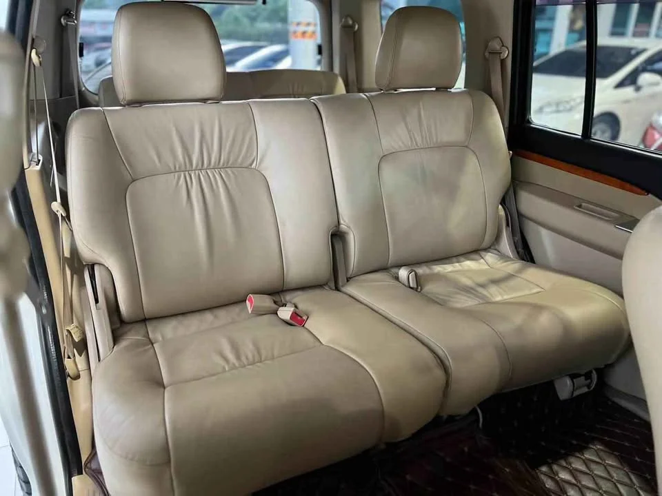 2011 Ford Everest I 2