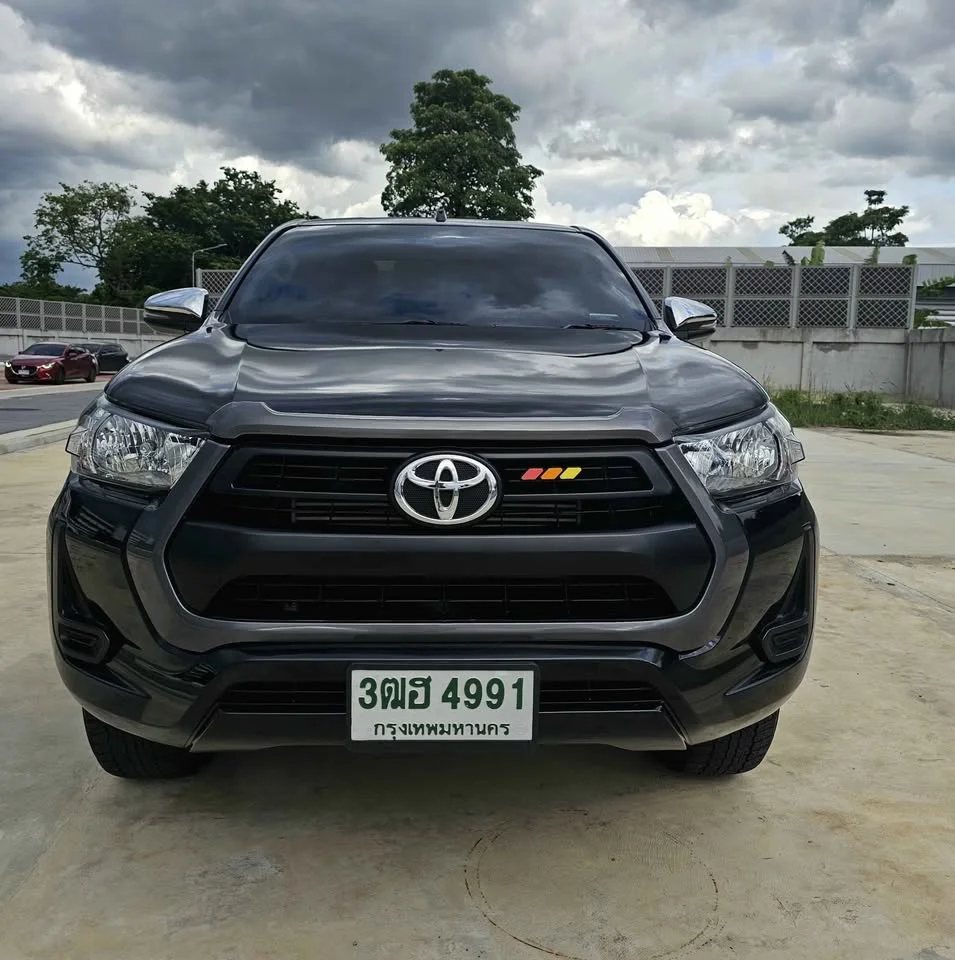 2021 Toyota Hilux VIII 3