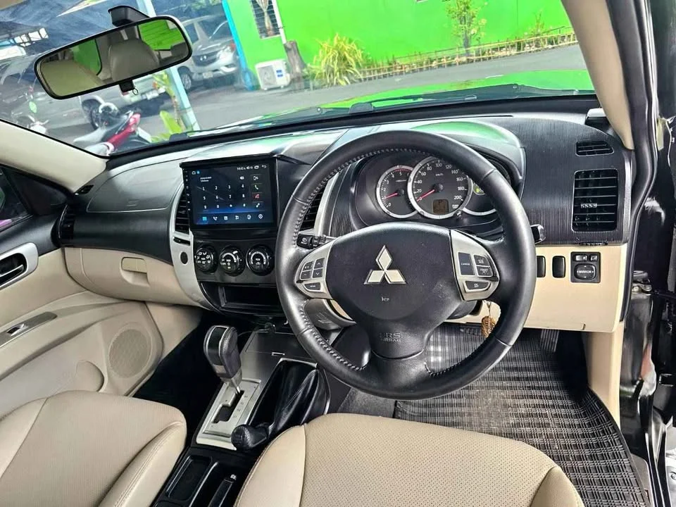 2009 Mitsubishi Pajero Sport II 2