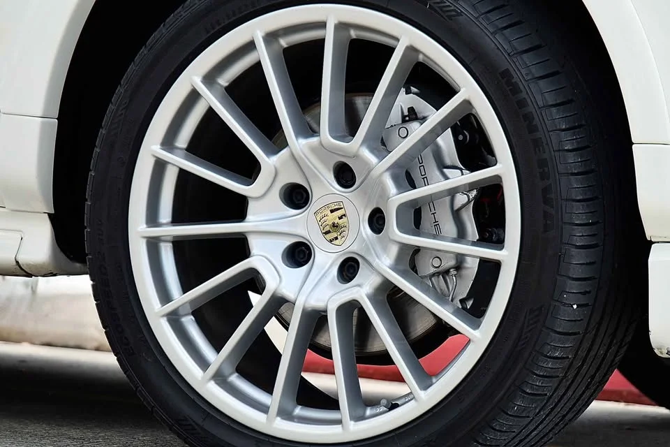2011 Porsche Cayenne I  3
