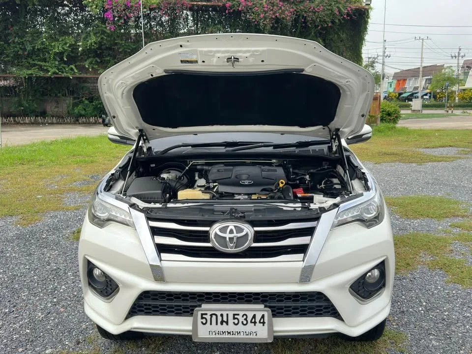 2016 Toyota Fortuner II 3