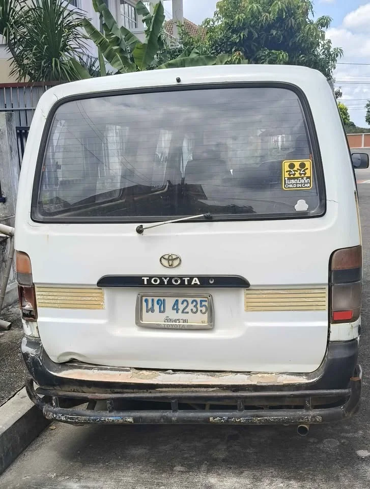 1996 Toyota Commuter IV (H100) 3
