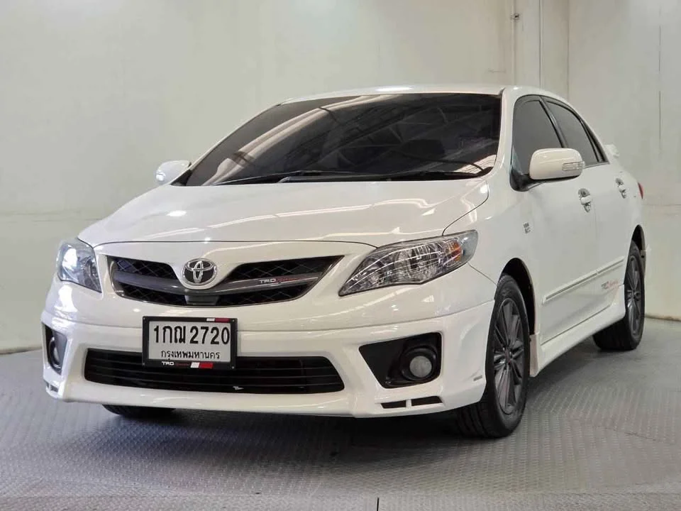2012 Toyota Corolla Altis X (E140) 2