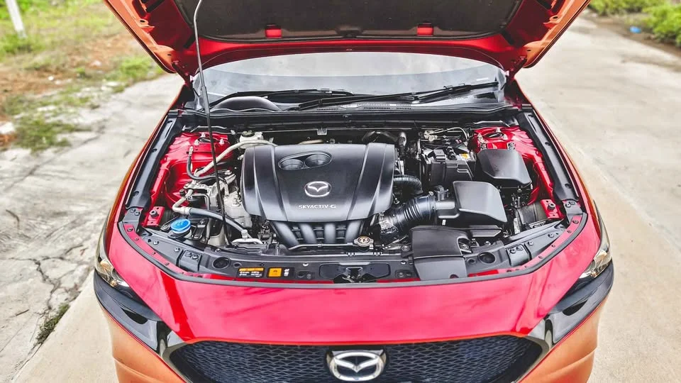 2019 Mazda 3 IV 2