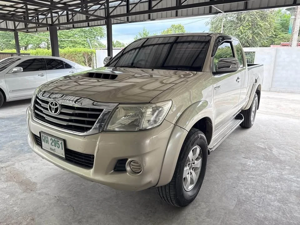 2011 Toyota Hilux VII 3