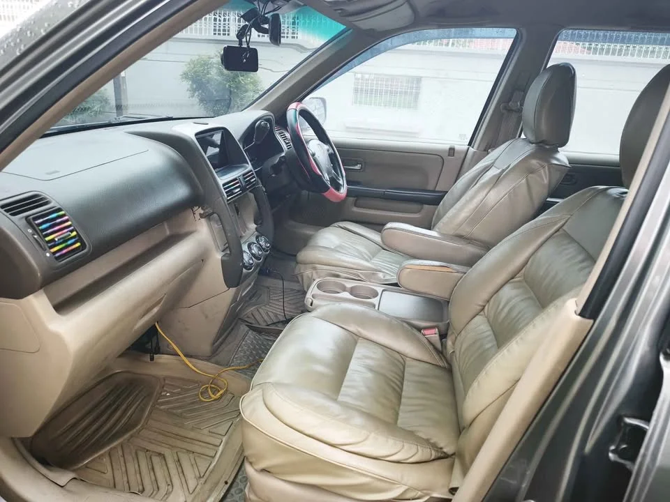 2005 Honda CR-V II 3