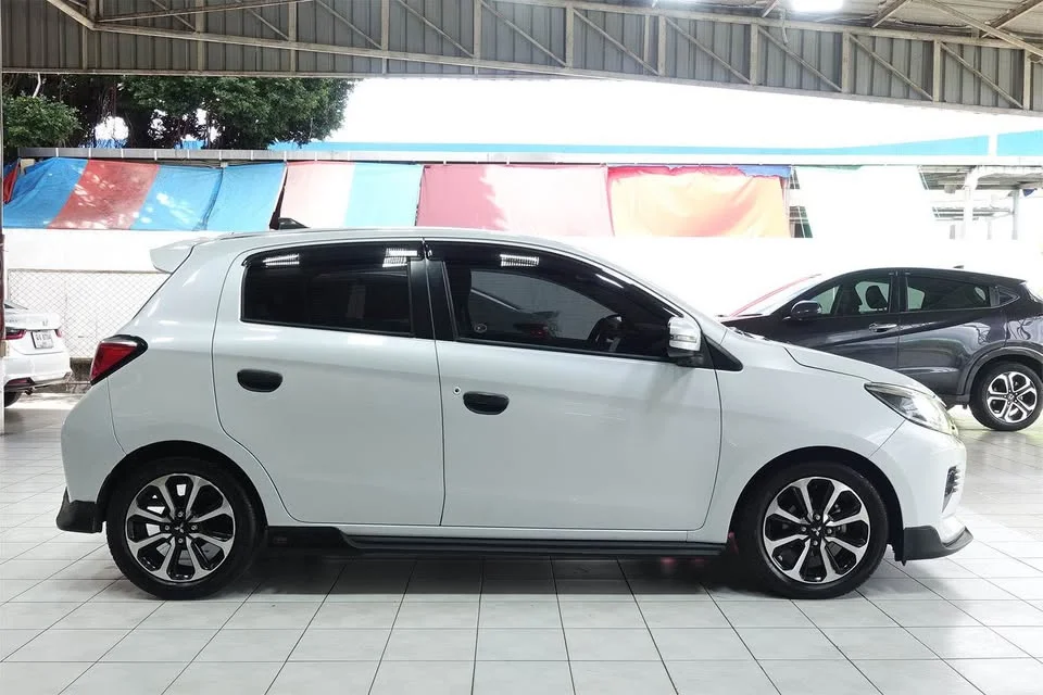 2021 Mitsubishi Mirage VI 2
