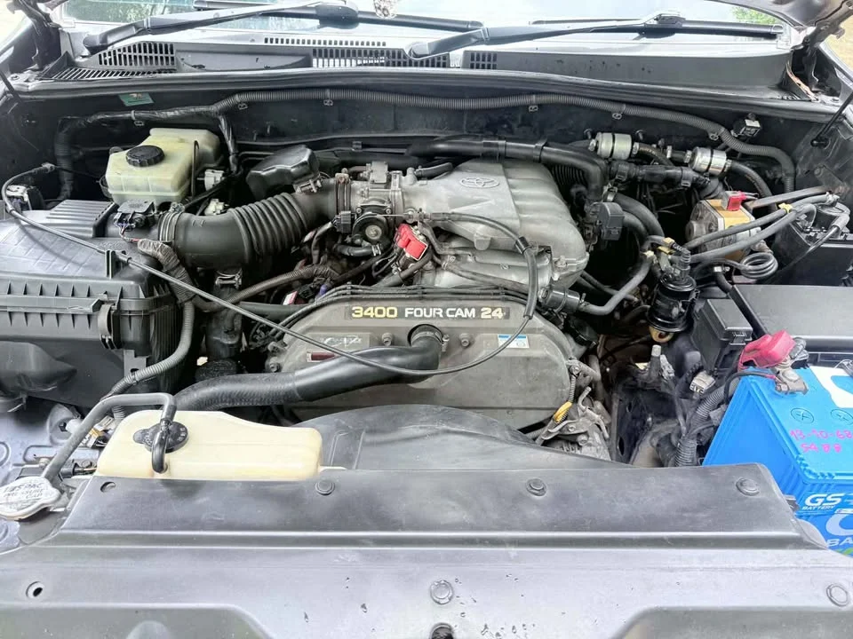 2005 Toyota Land Cruiser Prado J120 2