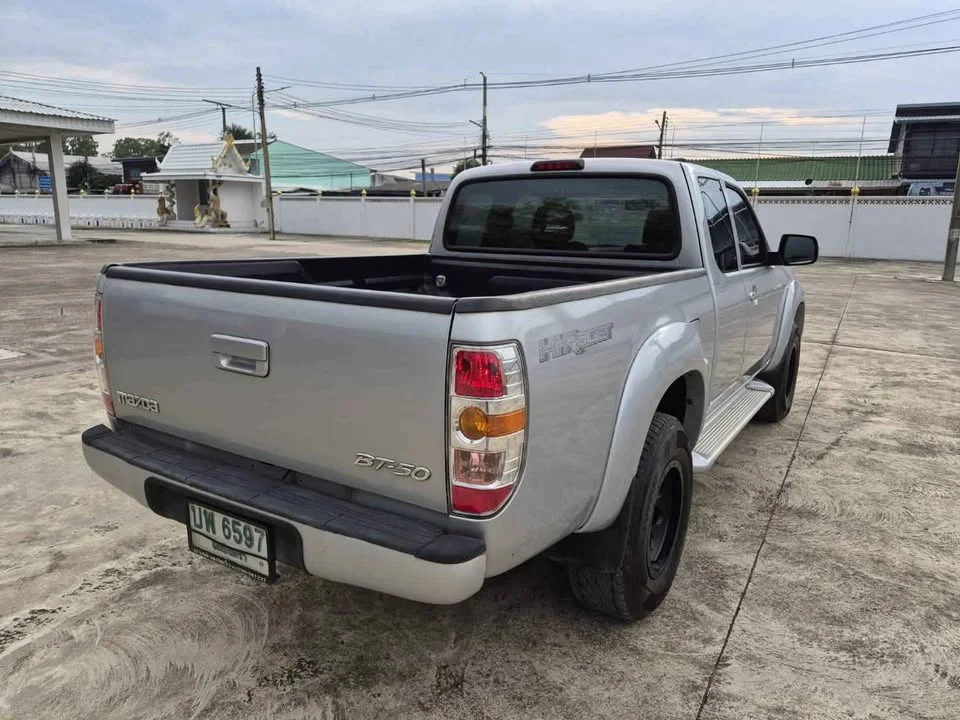 2011 Mazda BT-Series I 2