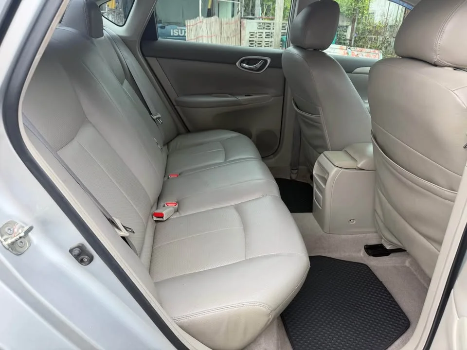 2012 Nissan Sylphy III (B17) 3