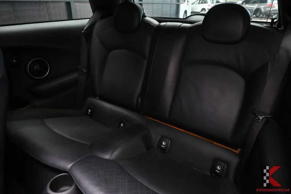 2014 Mini Hatch  III 2