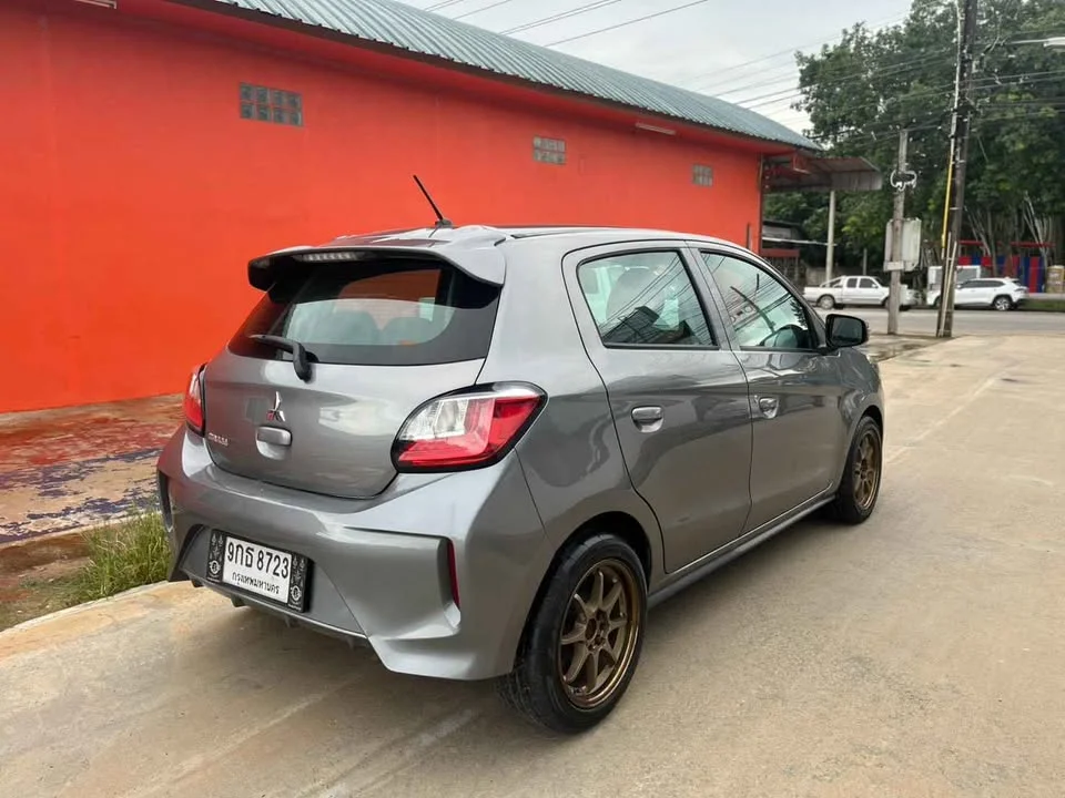 2020 Mitsubishi Mirage VI 3