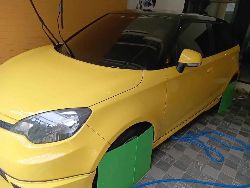 2016 MG 3 II 3