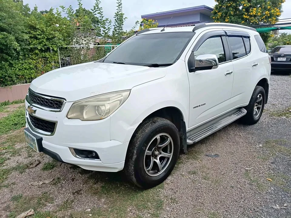 2013 Chevrolet TrailBlazer II 2