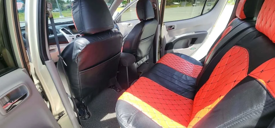 2010 Mitsubishi Triton IV 3
