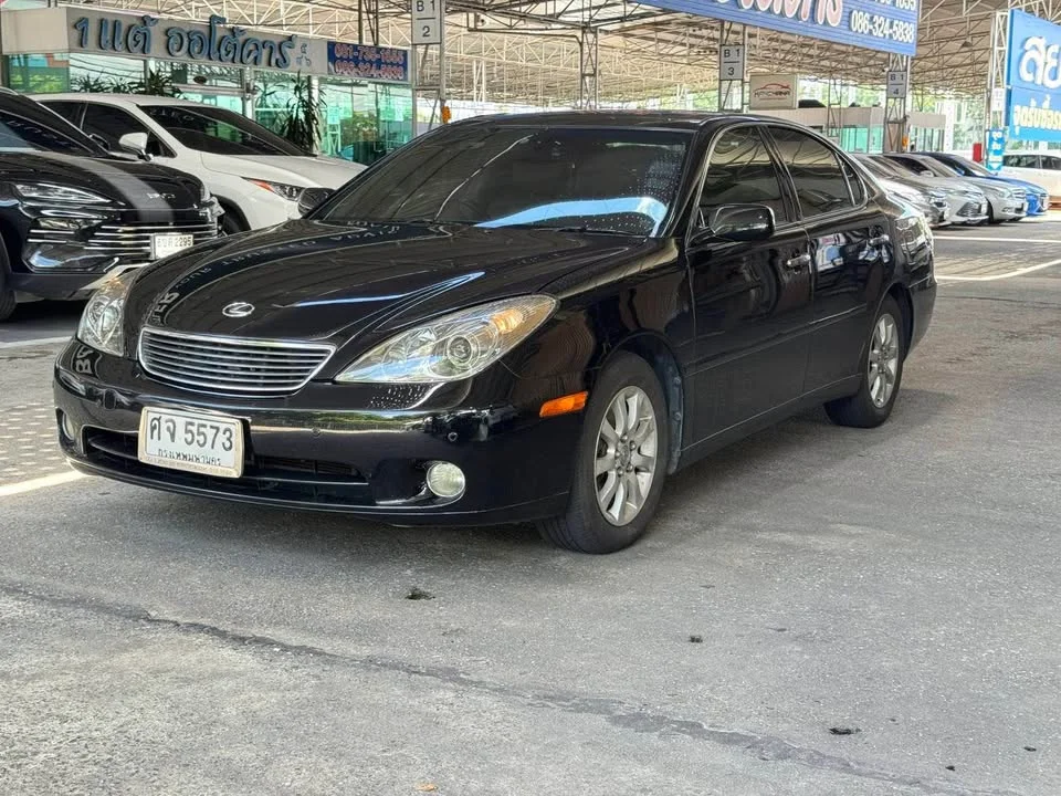 2004 Lexus ES IV 2
