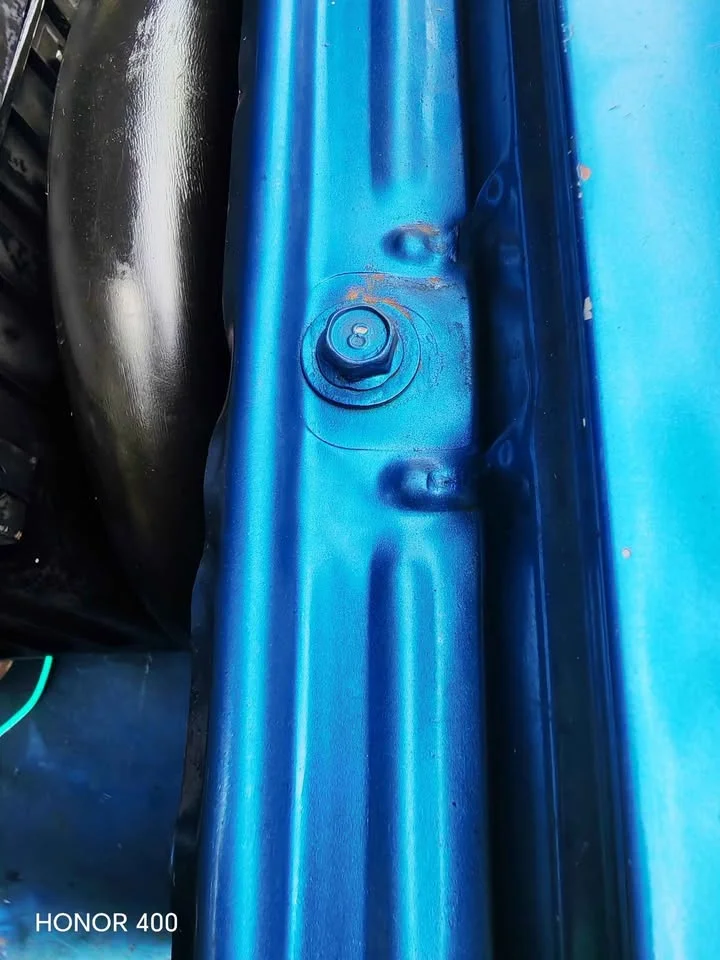 2000 Mazda 2500 Fighter V 3