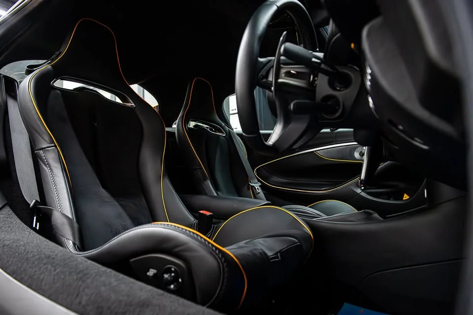 2022 McLaren Artura 2