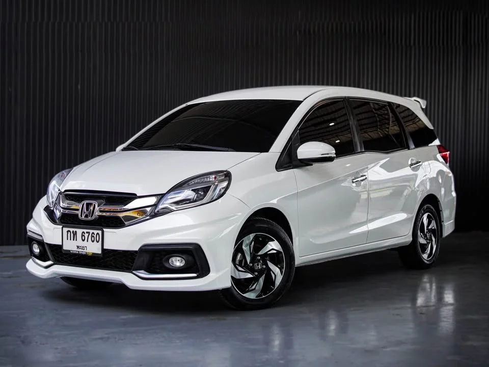 2015 Honda Mobilio II 2