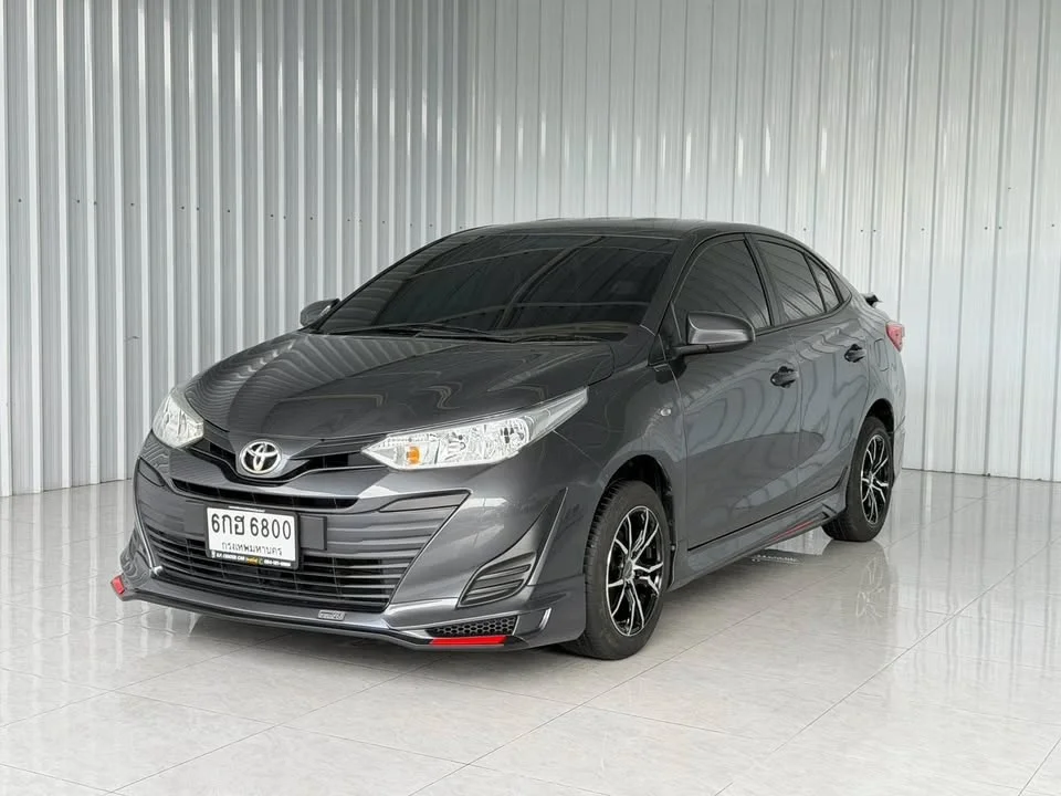 2018 Toyota Yaris ATIV III 2