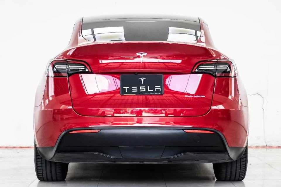 2022 Tesla Model Y 2