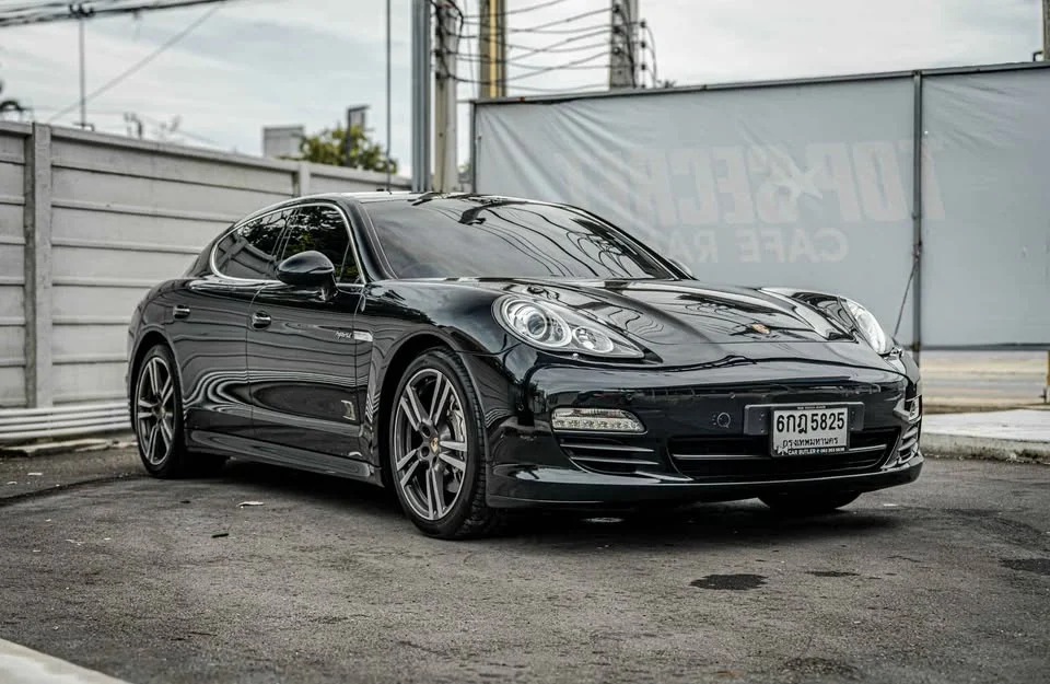 2013 Porsche Panamera I 3