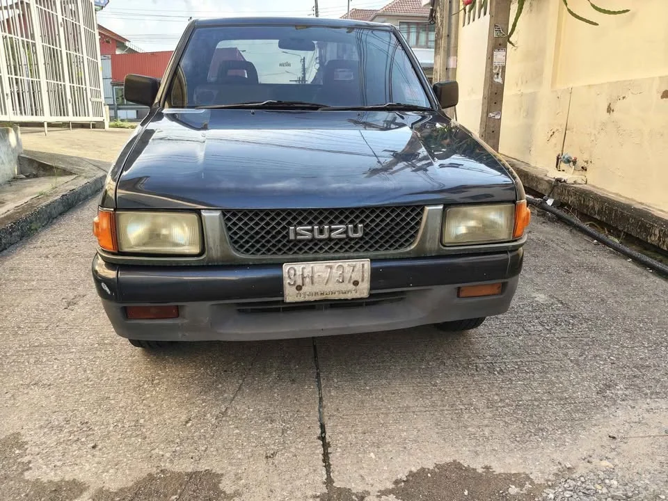 1994 Isuzu TFR III 3