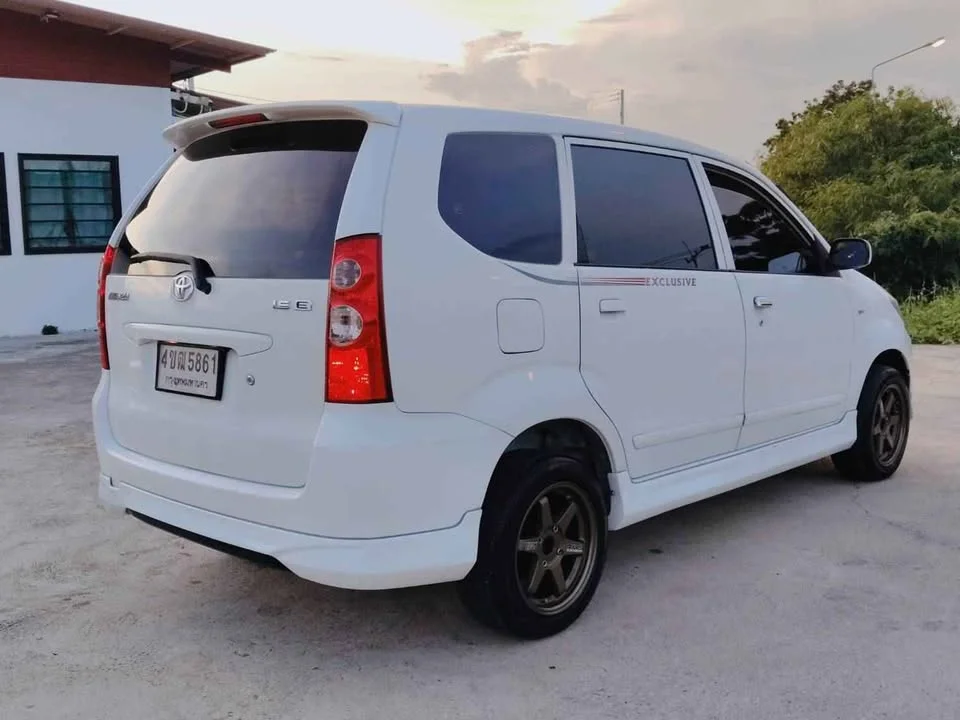 2011 Toyota Avanza I 3