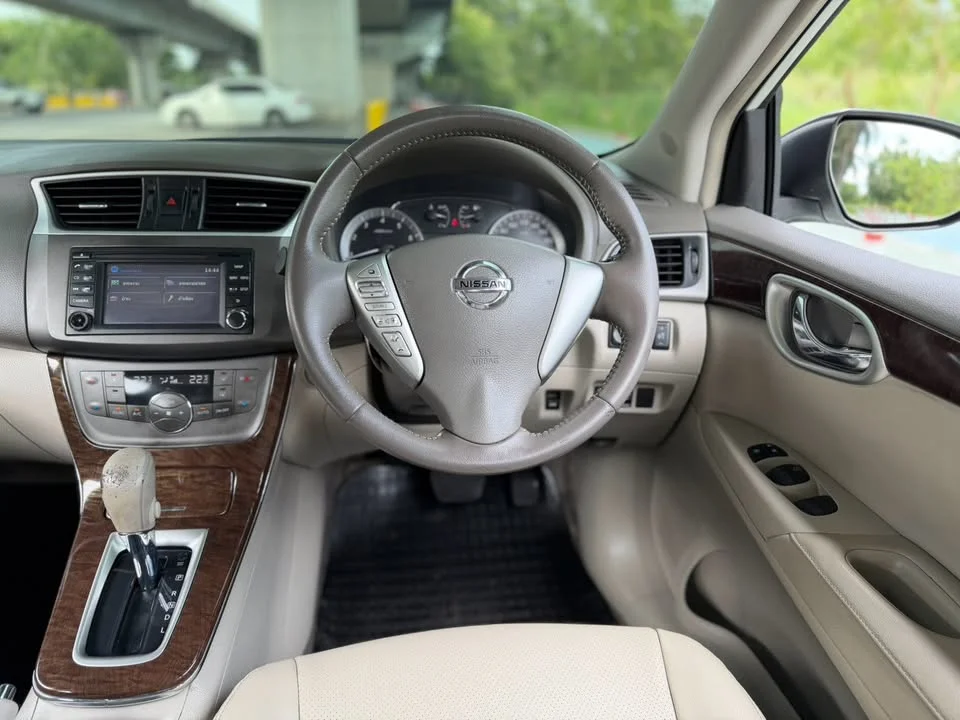 2013 Nissan Sylphy III (B17) 2