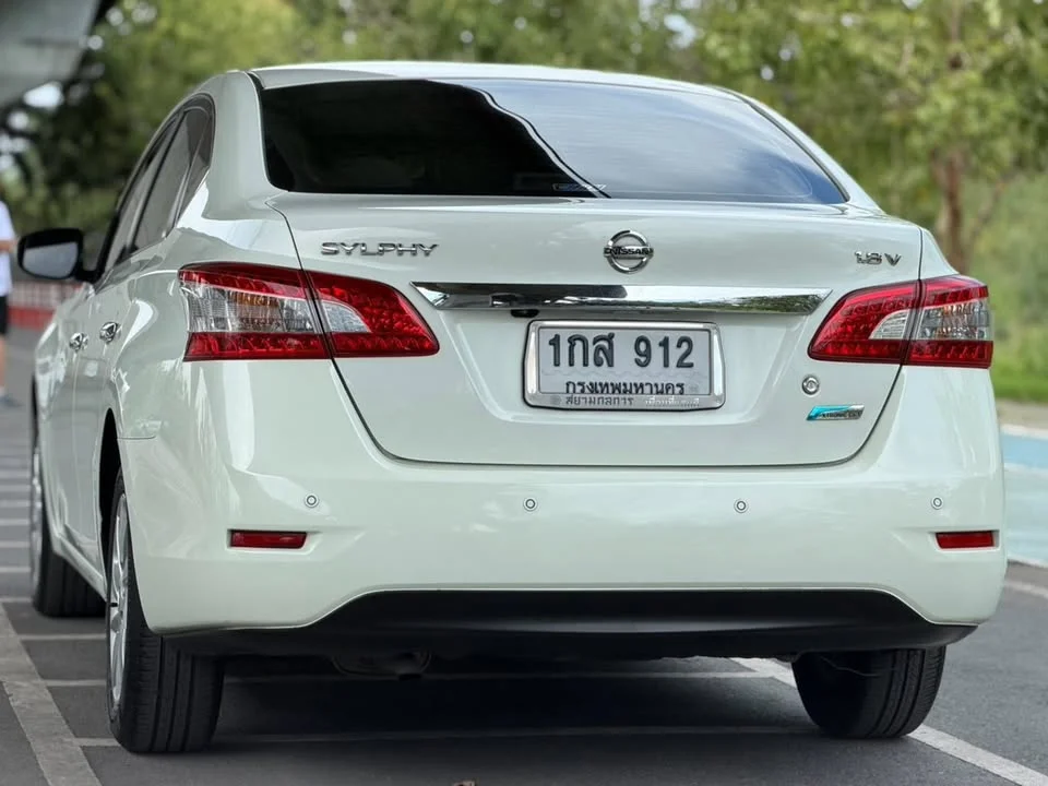 2013 Nissan Sylphy III (B17) 3