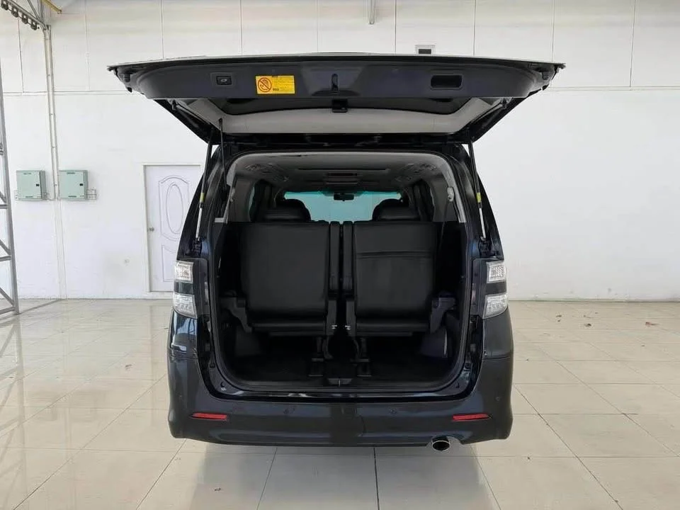 2010 Toyota Alphard, Vellfire II (AH20) 3