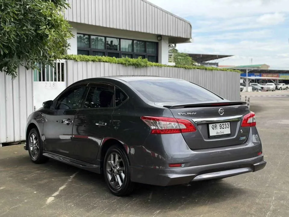2014 Nissan Sylphy III (B17) 3