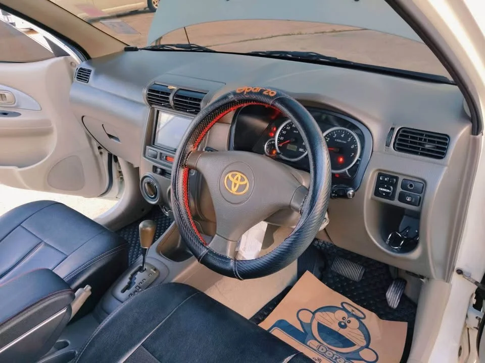 2011 Toyota Avanza I 3