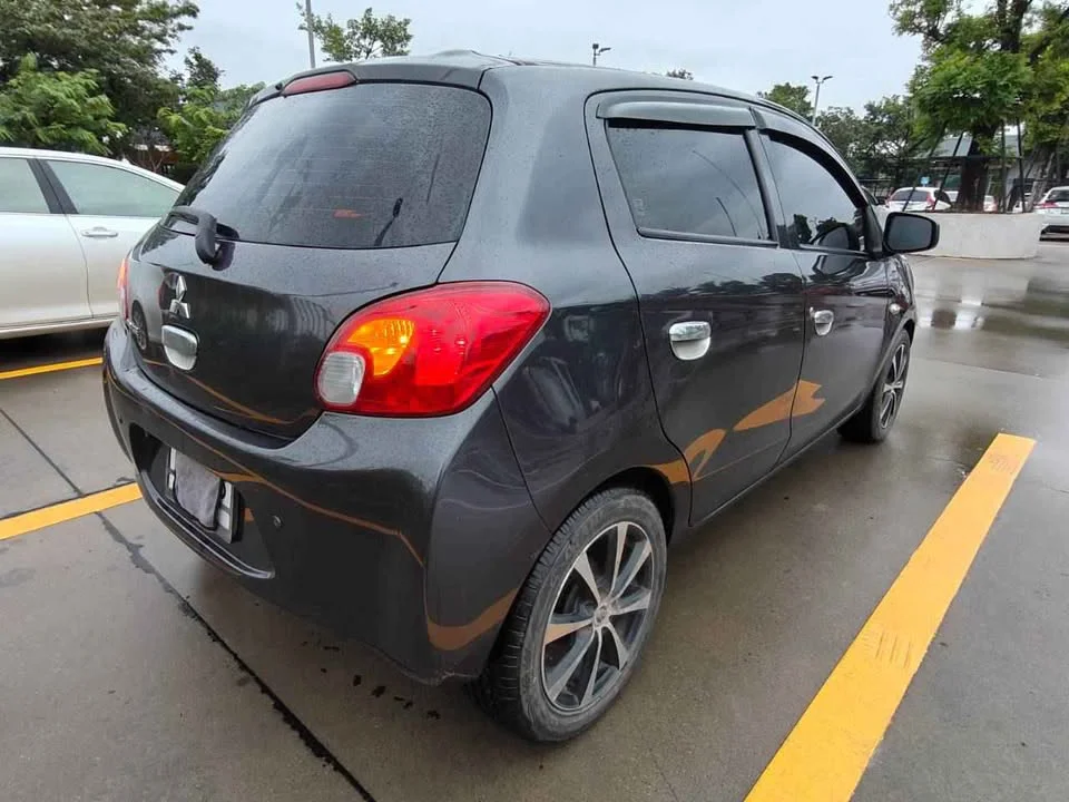2012 Mitsubishi Mirage VI 3