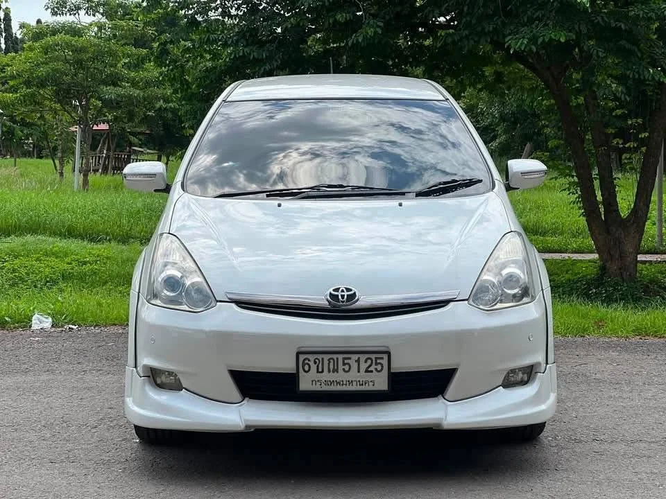 2008 Toyota Wish I 3
