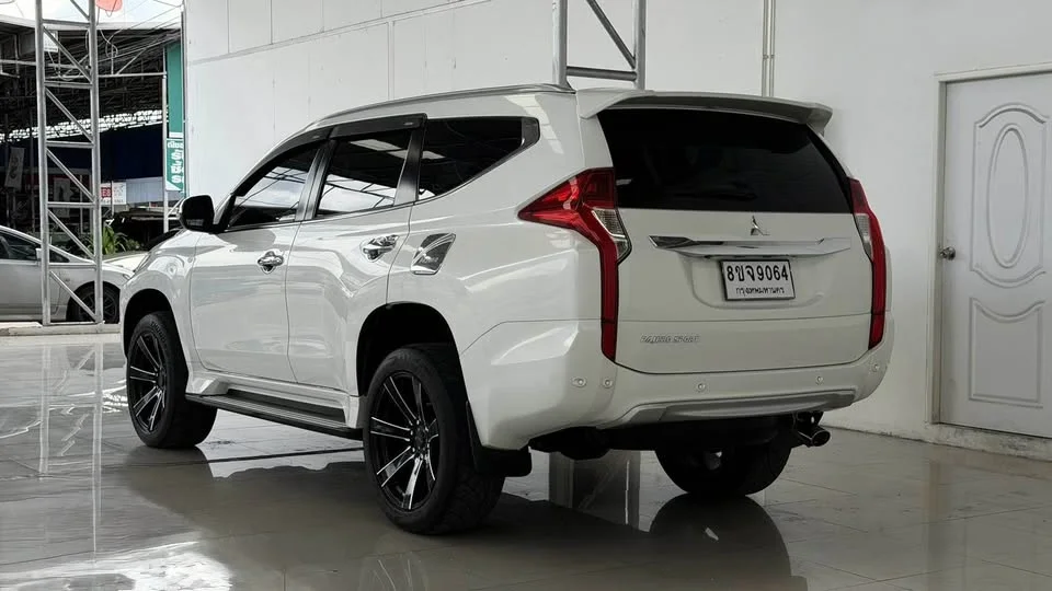 2017 Mitsubishi Pajero Sport III 3