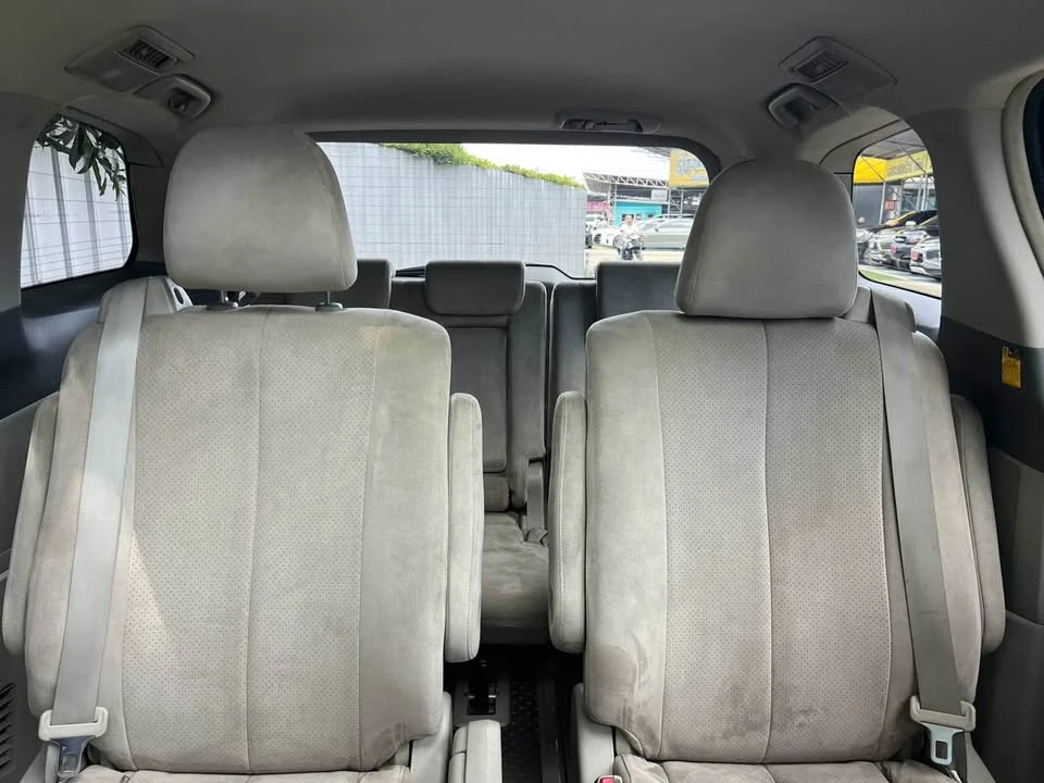 2008 Toyota Estima III 3